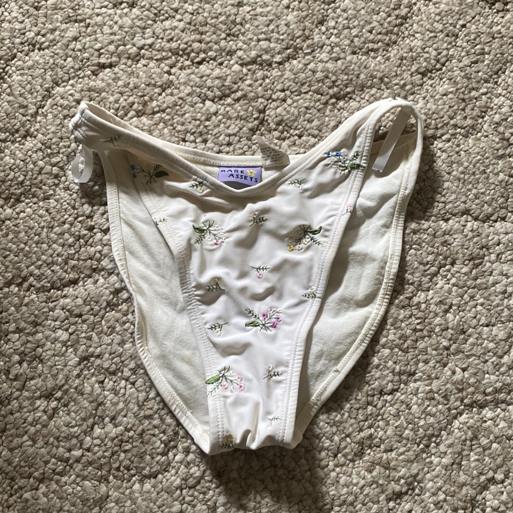 Bare Assests Swim Bottom